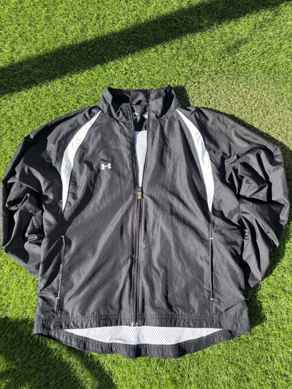 Under Armour Black White Mesh Lined Full Zip Track Windbreaker Jacket S